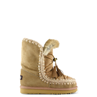 files/ESKIMO_LACE_UP-CAM_COPY_d7fc23c8-b760-47c0-a903-aba35bcc0c53.png